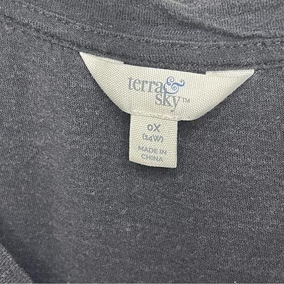 Terra & Sky Charcoal Gray Top - Picture 6 of 7